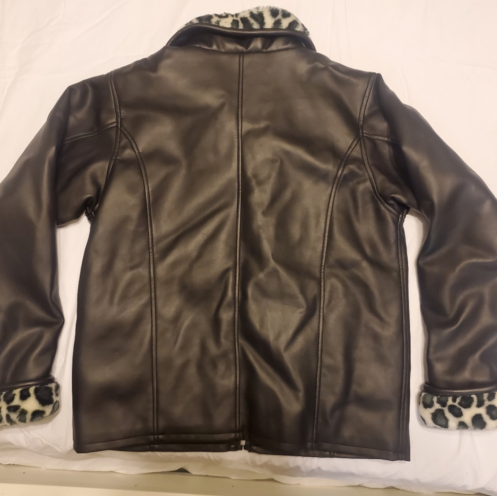 Black jacket - Picture 2 of 2